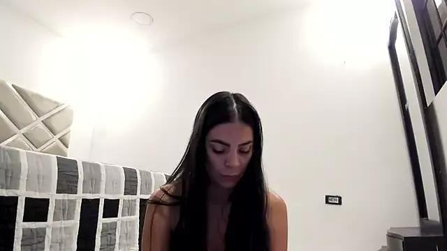 Littlekittenn98 from StripChat