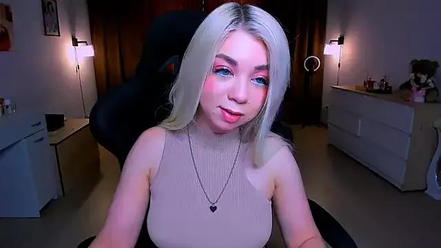 Try our streaming cams variety and talk on a personal level with our adorable girls streamers, showing off their bountiful shapes and dildos.