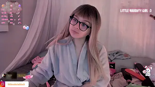 littlevalerie from StripChat is Freechat