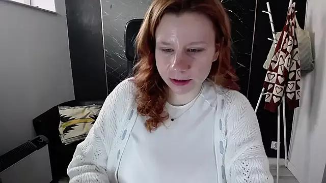 littleviki7 from StripChat