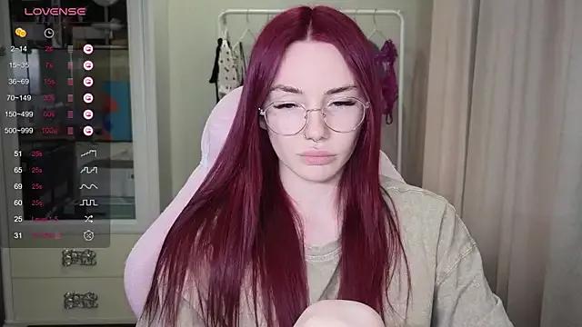 littlevildevil from StripChat