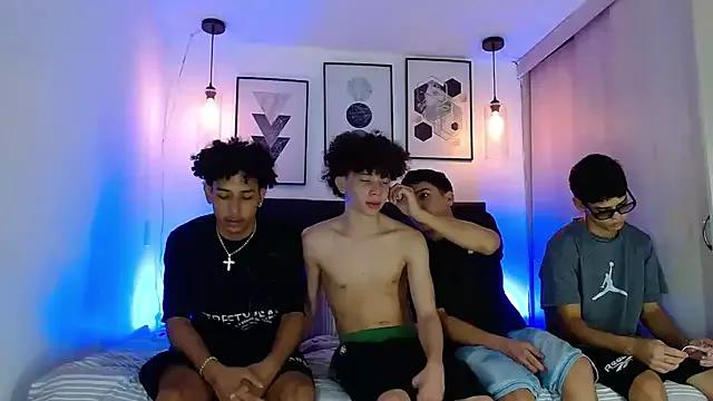 LittleWhiteBoys from StripChat