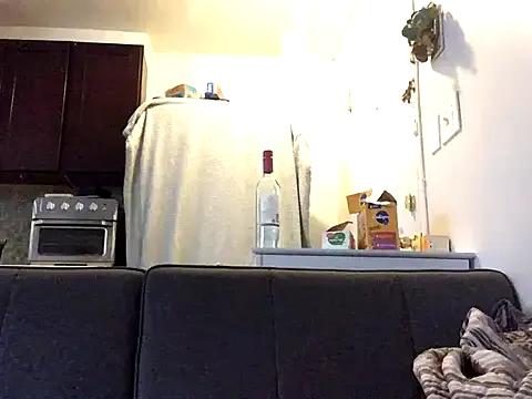 littyleesh1 from StripChat is Freechat