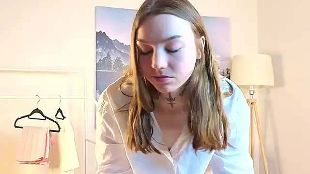 LiviaElton on StripChat 