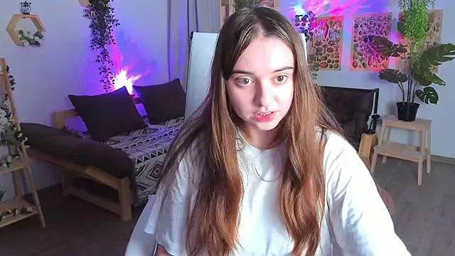 LiyaRavenswood from StripChat is Freechat