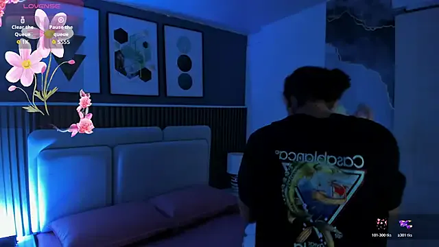 liz__cute from StripChat is Freechat