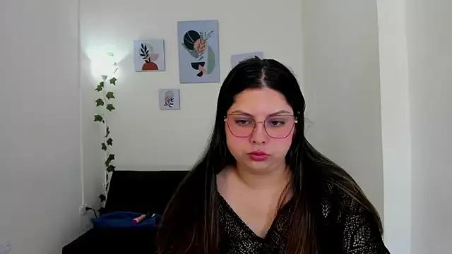 Liz_mannah from StripChat is Freechat