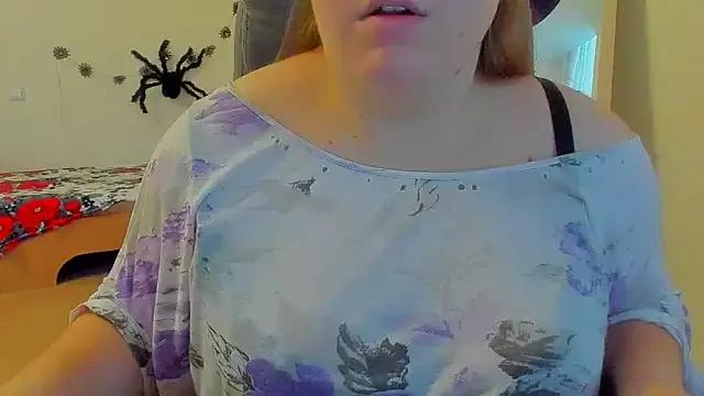 Liza-Mendez from StripChat is Freechat