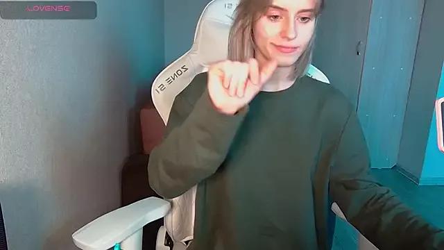 LizaKisses from StripChat is Freechat