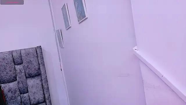 Lizbeth_Rouse from StripChat is Freechat