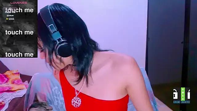 Try our streaming cams variety and talk on a personal level with our adorable girls streamers, showing off their bountiful shapes and dildos.