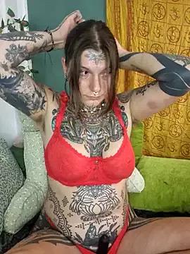 Lizzardqueeen from StripChat