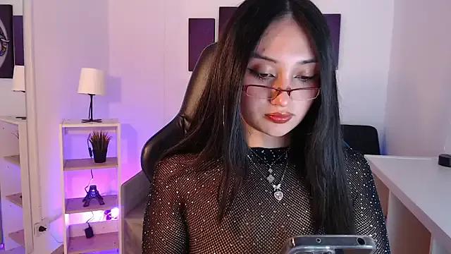 Lizzbella from StripChat is Freechat