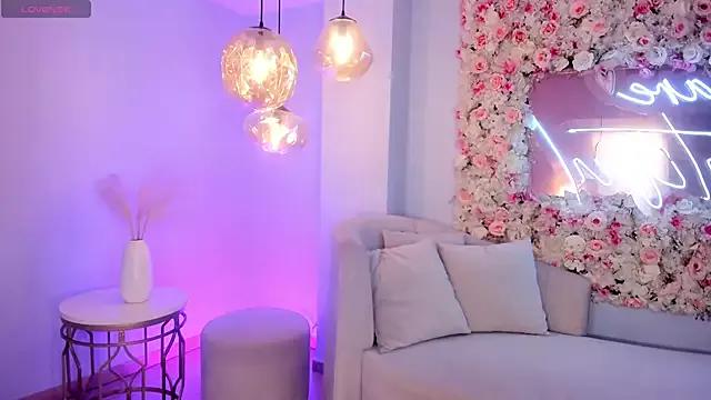 LizzHamilton__ from StripChat