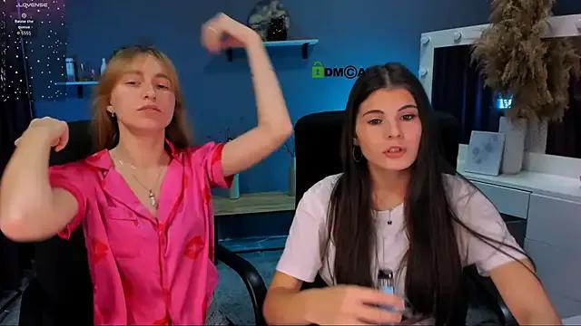 Lizzie_boom from StripChat