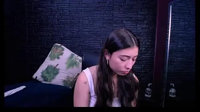 Lizzie_Collin from StripChat