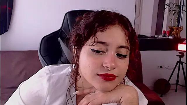 lizzy-c-e-e from StripChat