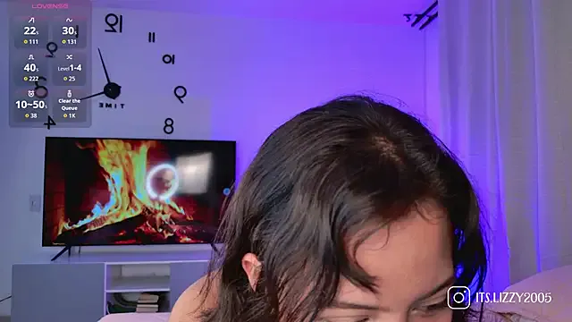 Lizzy_2_ from StripChat is Freechat