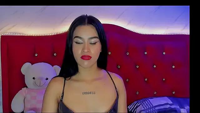 Lizzy_LaBelle from StripChat is Freechat