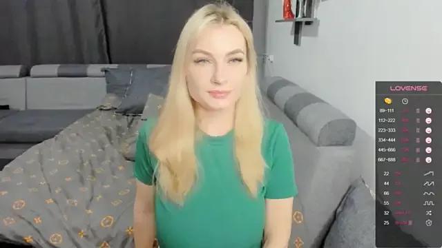 llleessa from StripChat