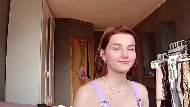 llLisall from StripChat is Freechat