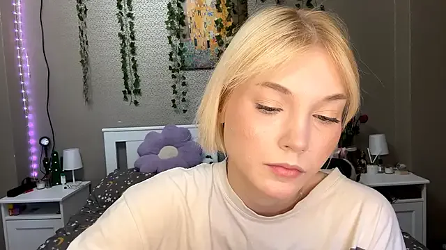 LlsabethHaze from StripChat