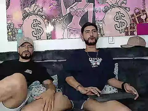Lobocruzlatino15 from StripChat is Freechat
