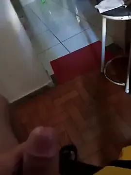 lobomisterioso13 from StripChat