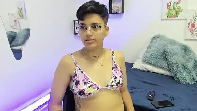 Try our streaming cams variety and talk on a personal level with our adorable girls streamers, showing off their bountiful shapes and dildos.