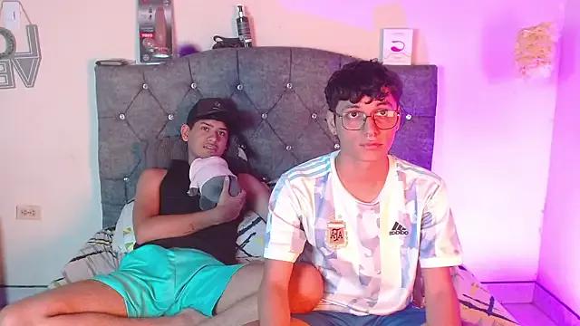 logan_willyams_ from StripChat is Freechat