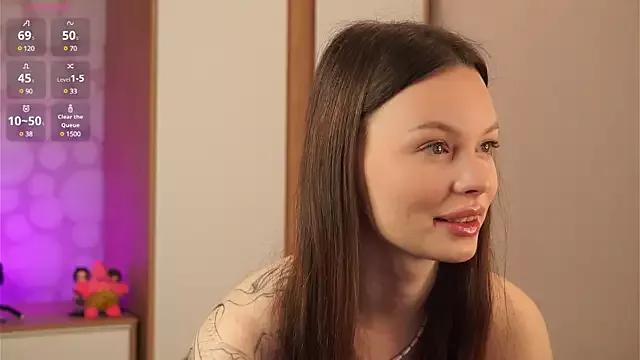LoisBryan from StripChat is Freechat