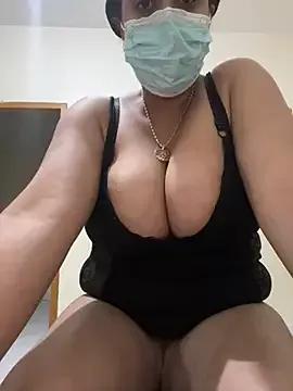 Lola-Sexxx from StripChat