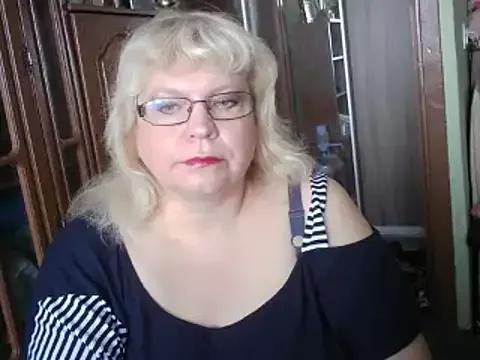 LOLA8888 from StripChat