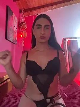 lola_diez from StripChat is Freechat
