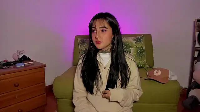 Lola_n_apolo from StripChat