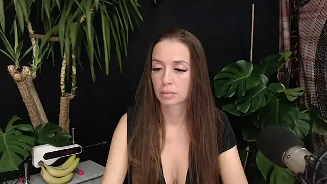 lola_sky@xh on StripChat 