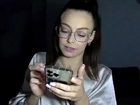 lolaa-love from StripChat is Freechat