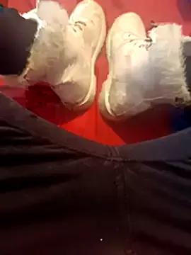 Lolaa23 from StripChat