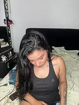 lolaa_staars from StripChat