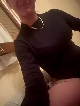 Lolaaa17740 from StripChat is Freechat