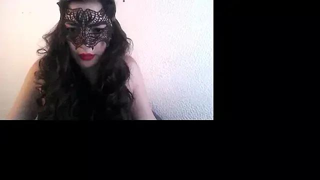 LolaARTISTA from StripChat is Freechat