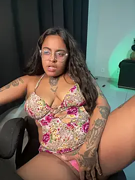 lolafairytail on StripChat 