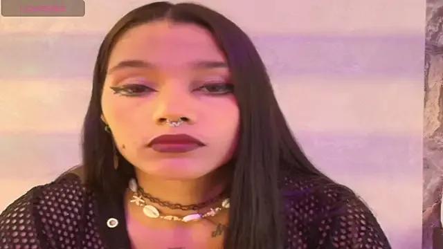 LolaKitte from StripChat is Freechat