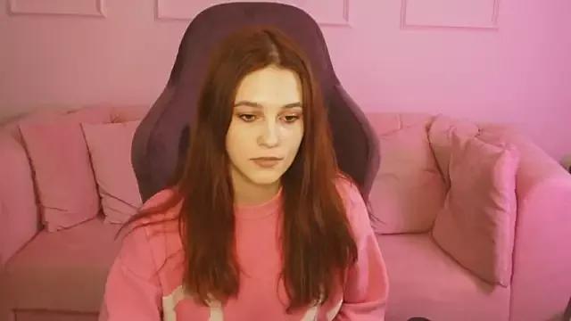LolaLemona from StripChat