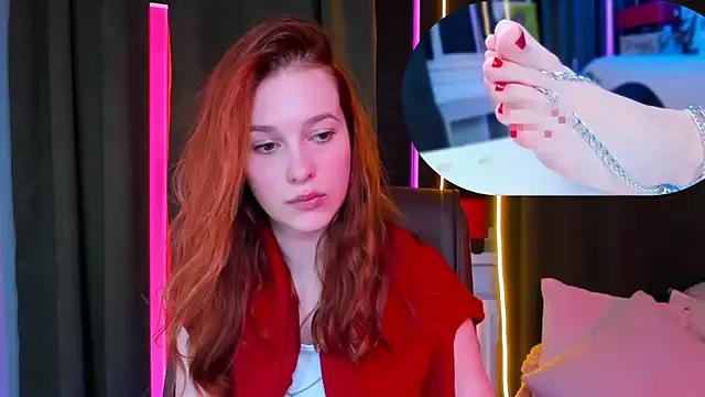 LolaLemona from StripChat