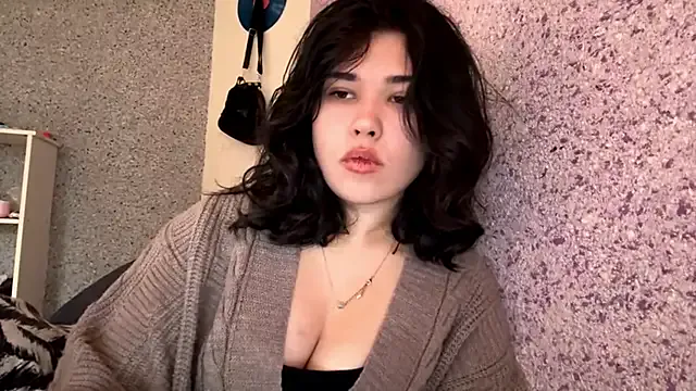 Lolamein on StripChat 