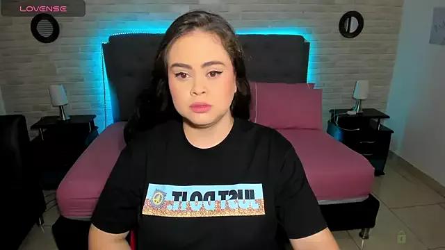 LolaVillalobos from StripChat