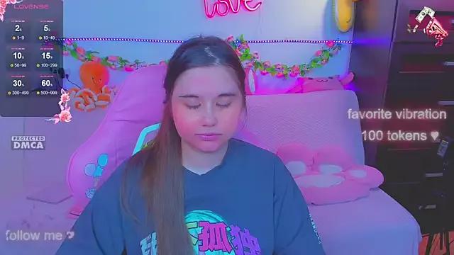 Lolisuccub from StripChat