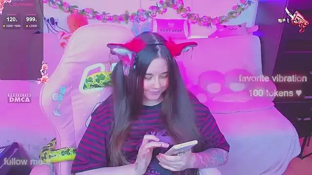 Lolisuccub from StripChat is Freechat
