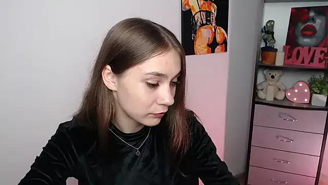 LolitaaaXX_ from StripChat is Freechat